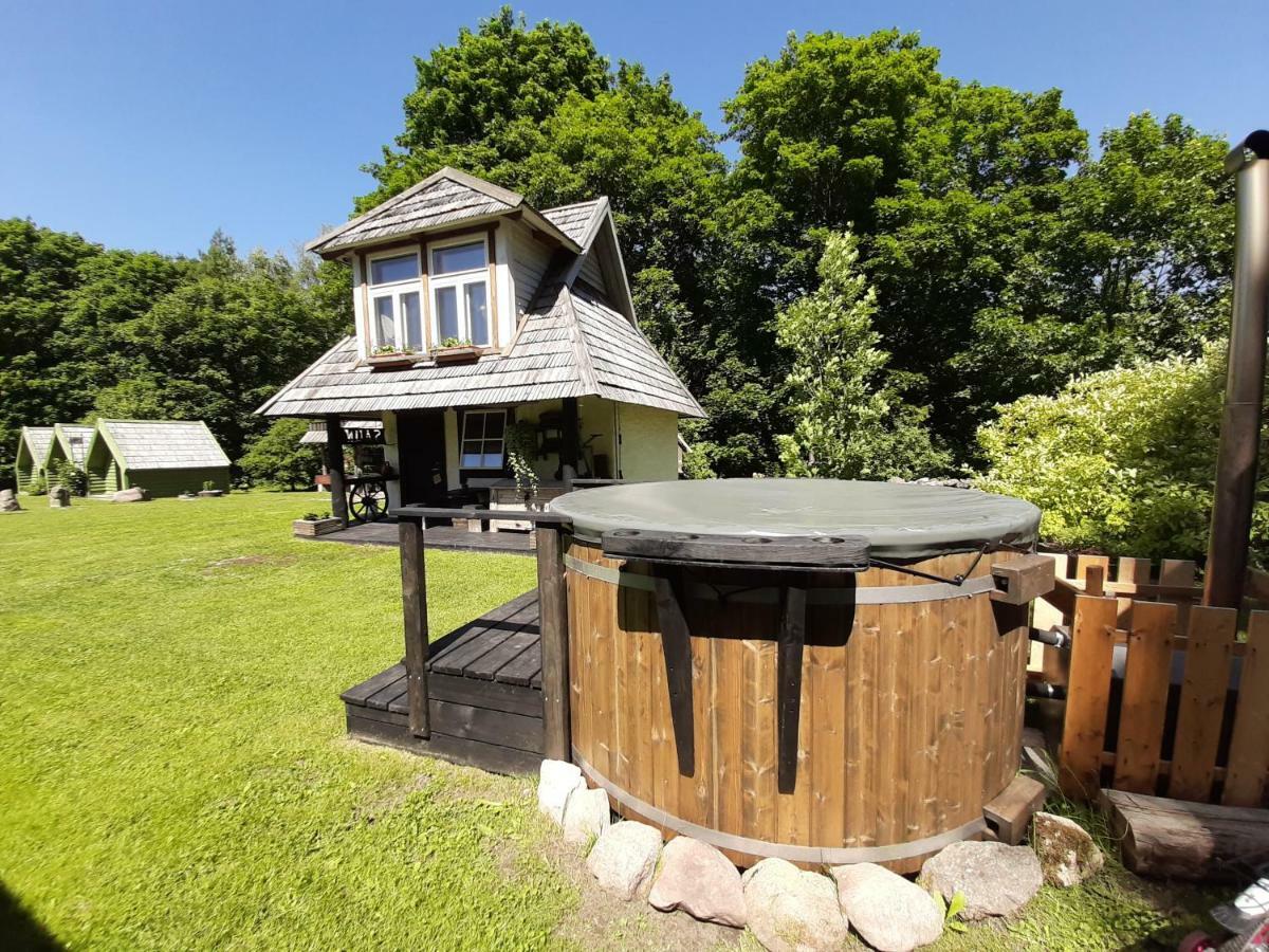 Kardoni Puhkelaager Tornimae Exterior foto